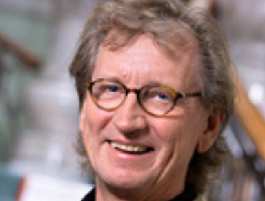 Daniel Brattgård, sjukhuspräst vid Sahlgrenska sjukhuset. Daniel Brattgård, sjukhuspräst vid Sahlgrenska sjukhuset.